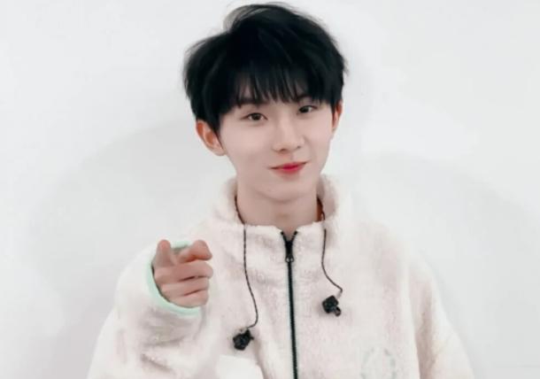 时代少年团成员合照