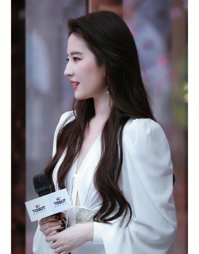 剧组工作照